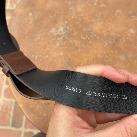 Brown country belt
Length 40 in (size m) - Picture 5 of 5